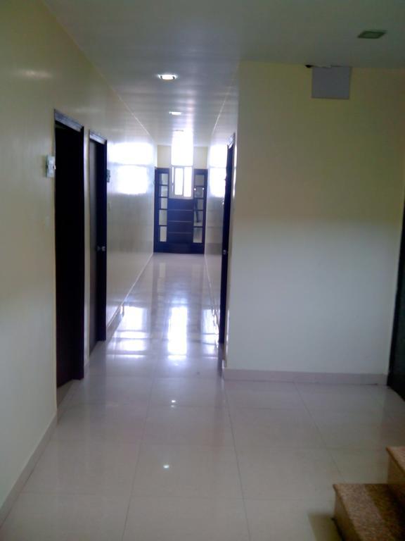 Hotel R K International 2*