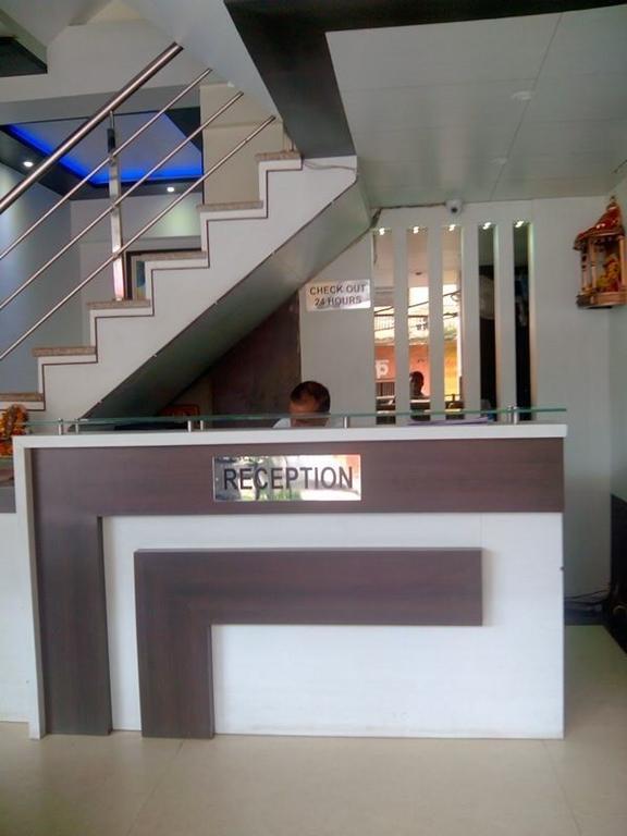 R K International Lucknow