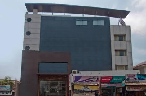 Hotel R K International